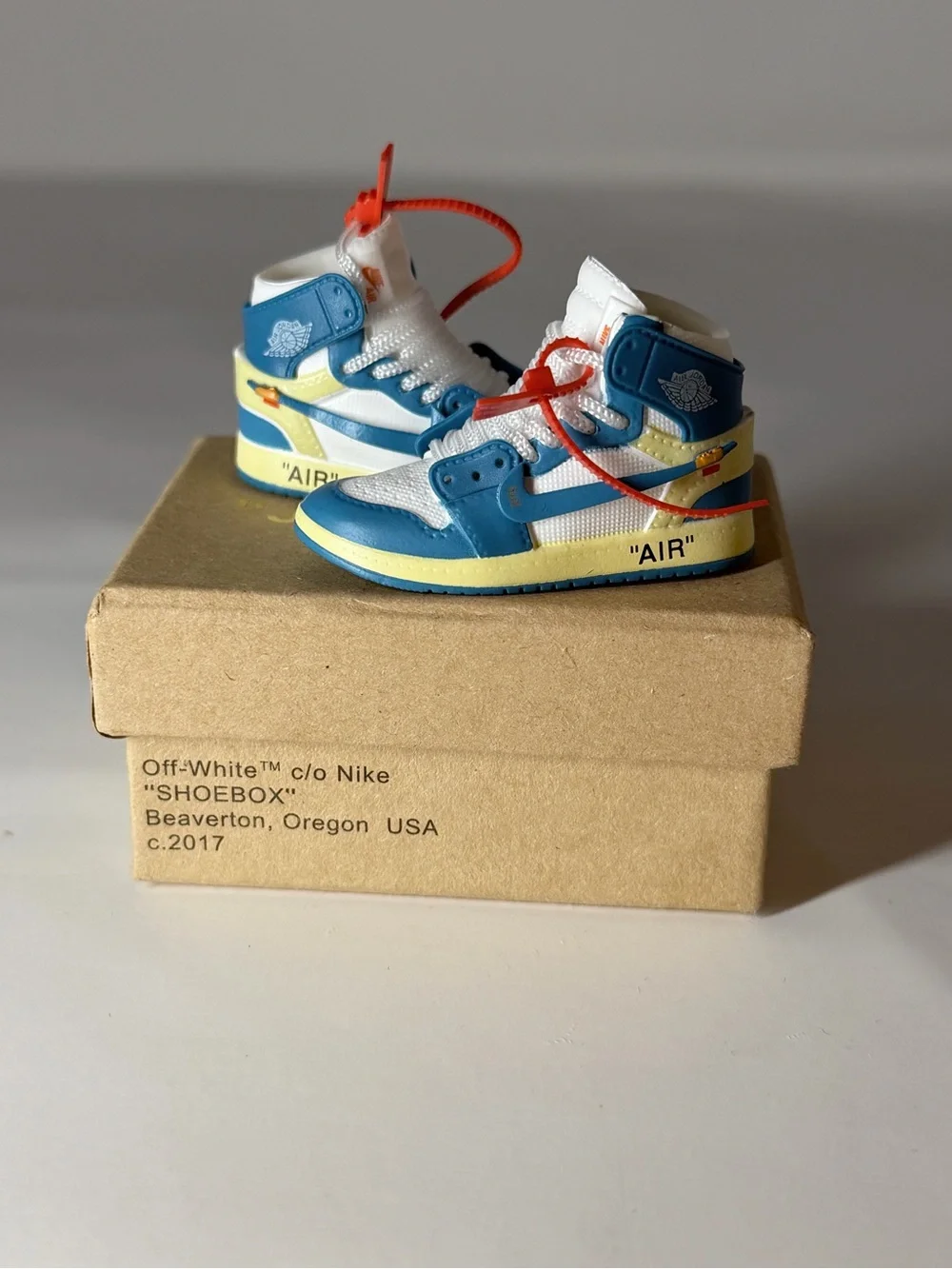 Off-White time some